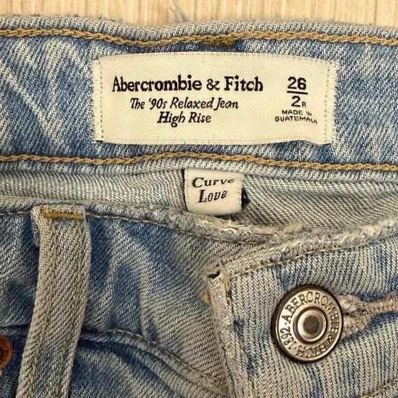Abercrombie & Fitch Light Wash High Rise Jeans - Picture 4 of 4